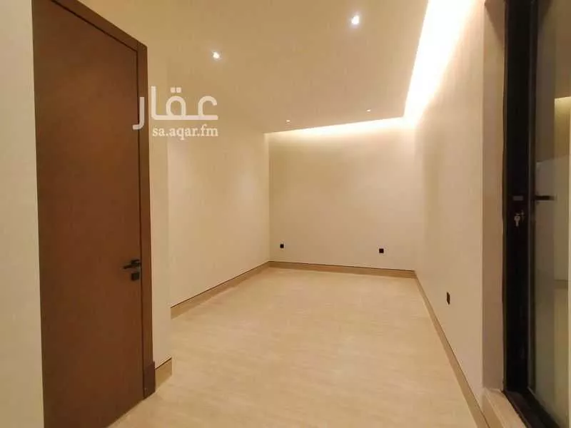 5 bedroom villa in Al Mahdiyyah 9