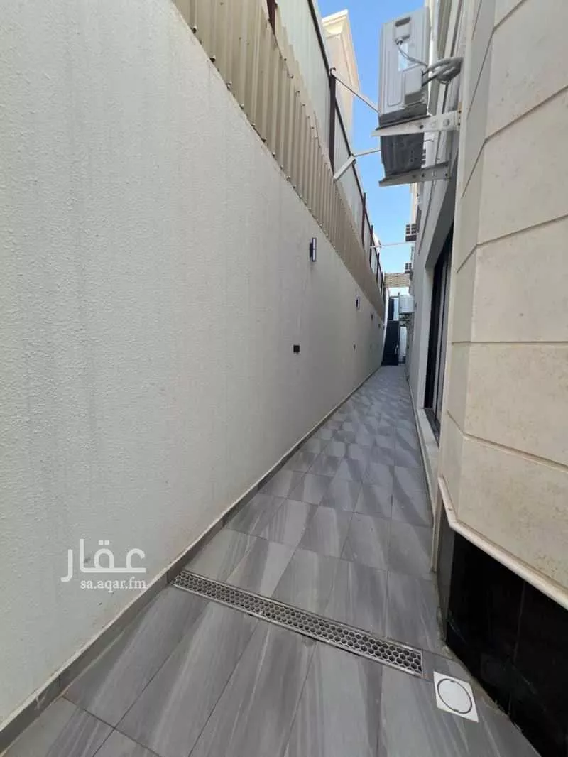 فيلا 5 غرف في الحمراء 12