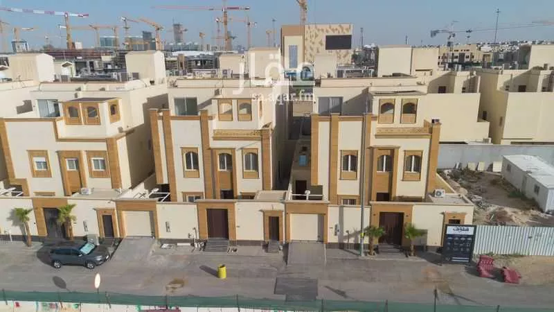 6 bedroom villa in Al Qairawan 2