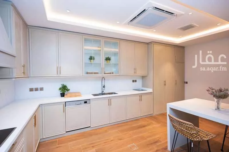 6 bedroom villa in Al Qairawan 7