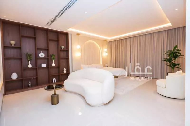 6 bedroom villa in Al Qairawan 8