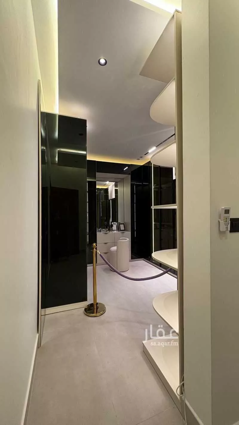 8 bedroom villa in Okaz 10