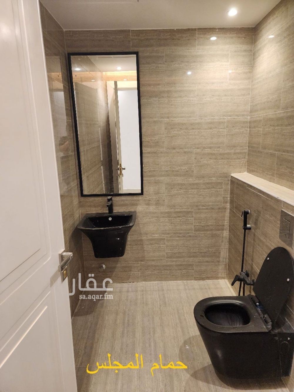 3 bedroom apartment in Al Munsiyah, Riyadh 9