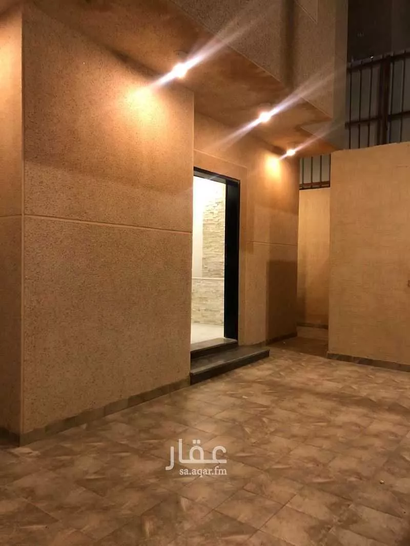 فيلا 5 غرف في العارض 7