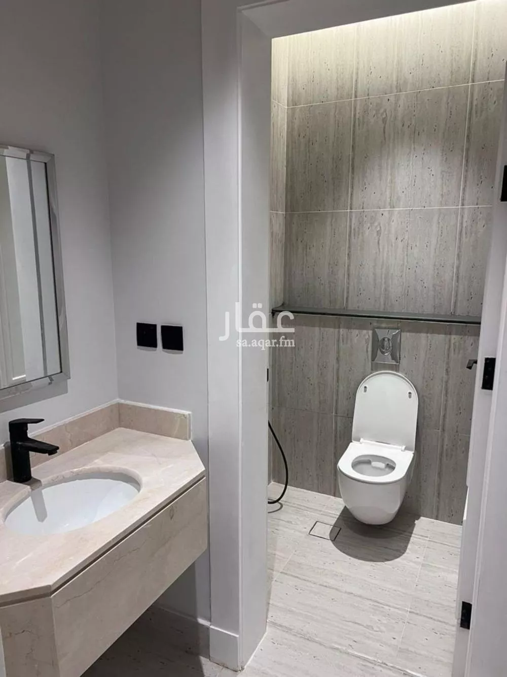 3 bedroom apartment in King Abdul Aziz, Riyadh 8