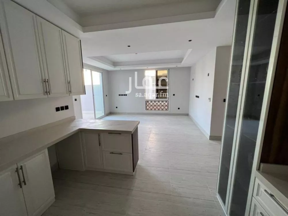 3 bedroom apartment in King Abdul Aziz, Riyadh 11