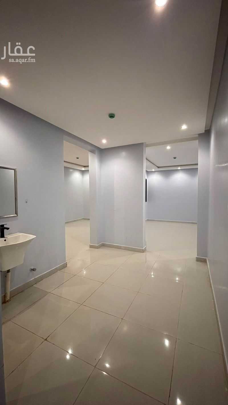 4 bedroom apartment in Dirab, Riyadh 6