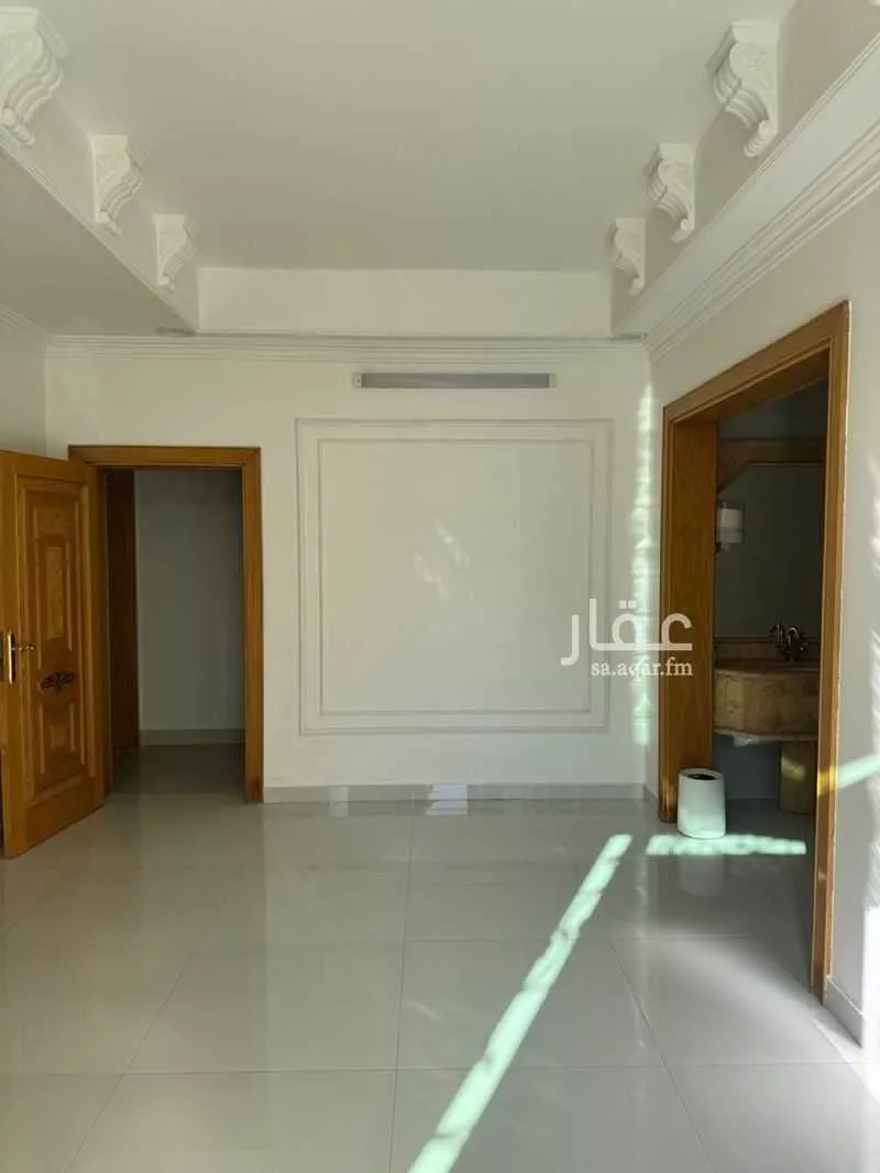13 bedroom villa in Al Wadi 6