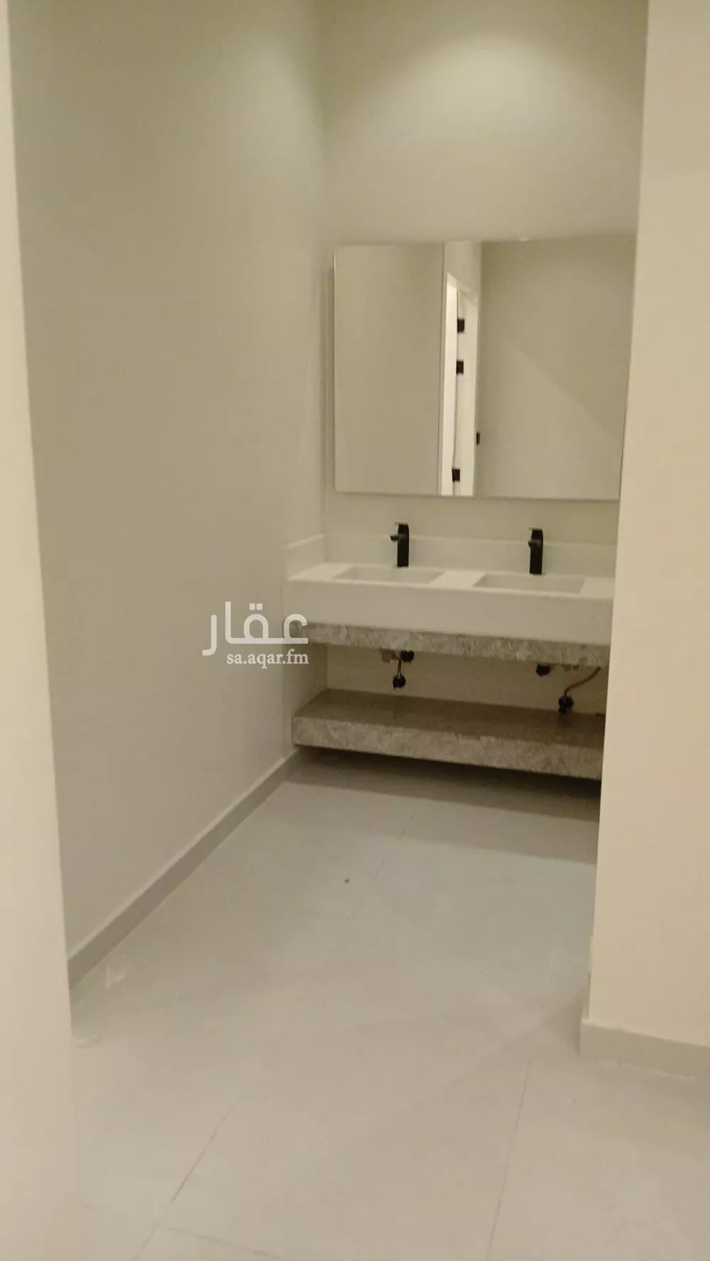 فيلا 6 غرف في الفاروق 5