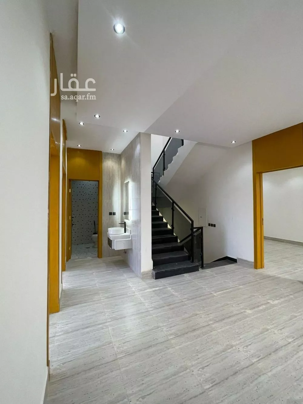 6 bedroom villa in Tuwaiq 8