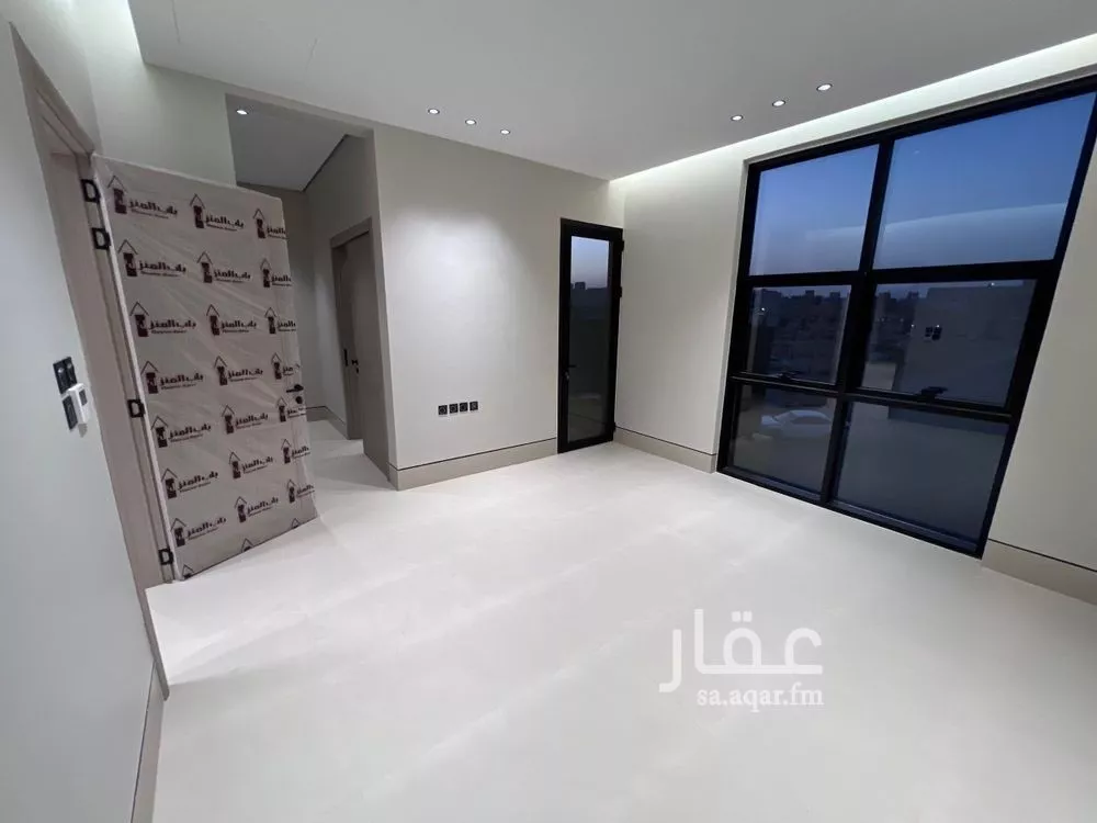 فيلا 4 غرف في المهدية 23