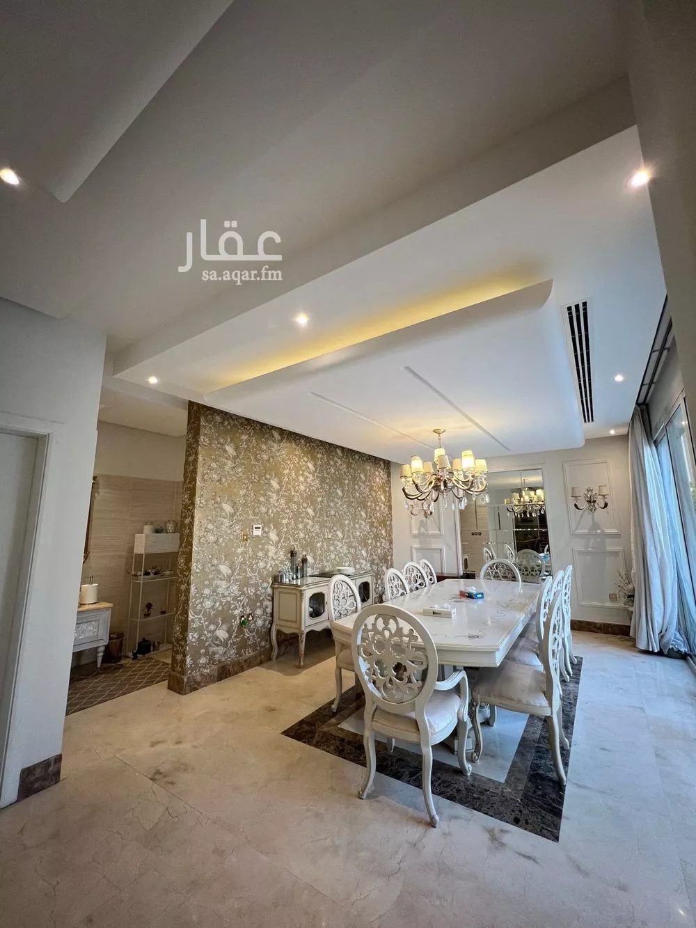 فيلا 7 غرف في الملقا 25