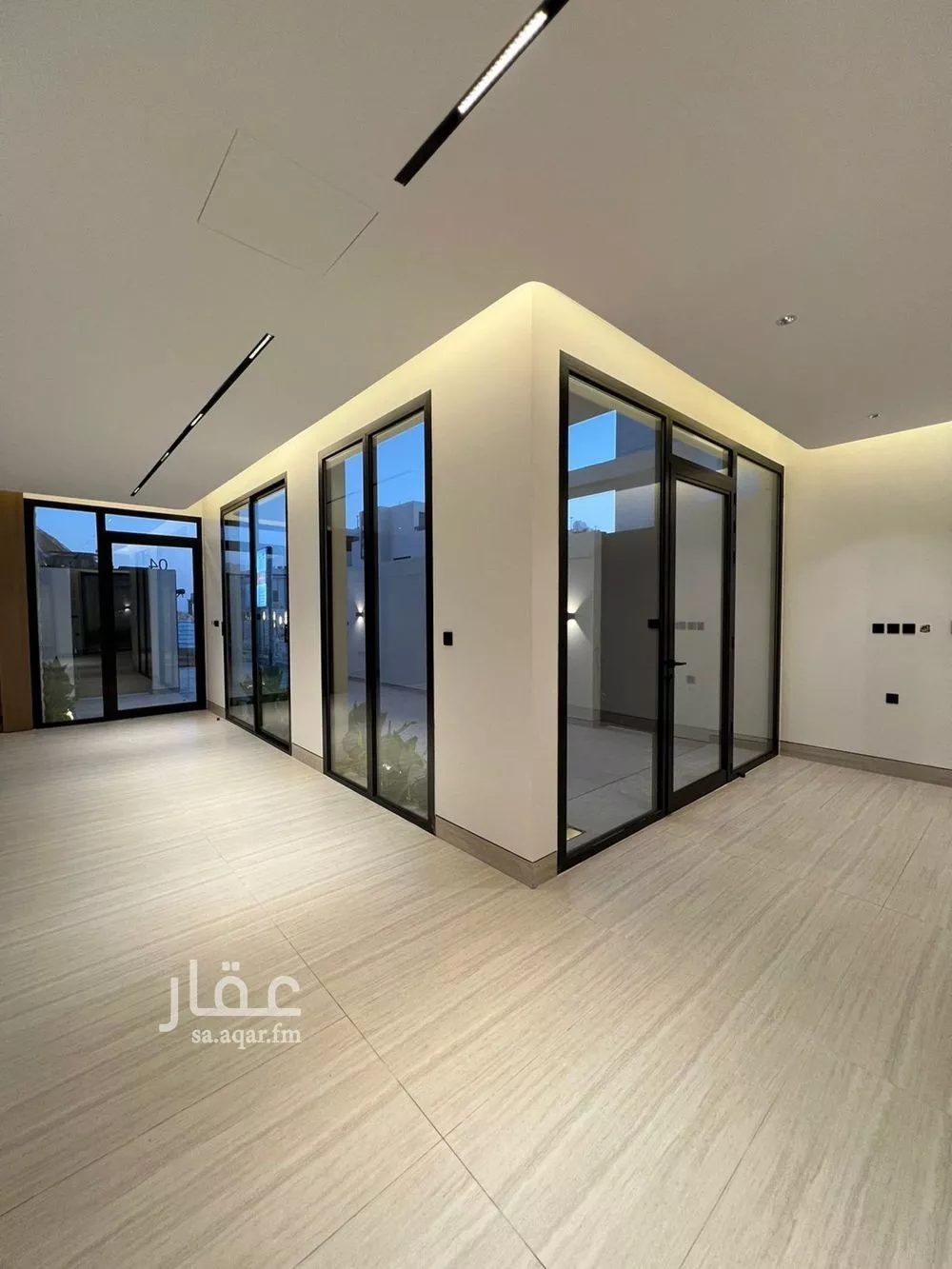 فيلا 5 غرف في النرجس 9