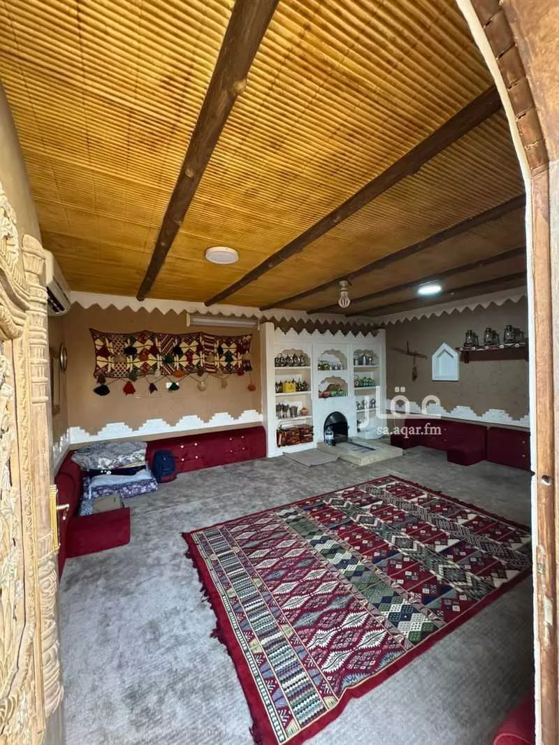 فيلا 5 غرف في النظيم 8