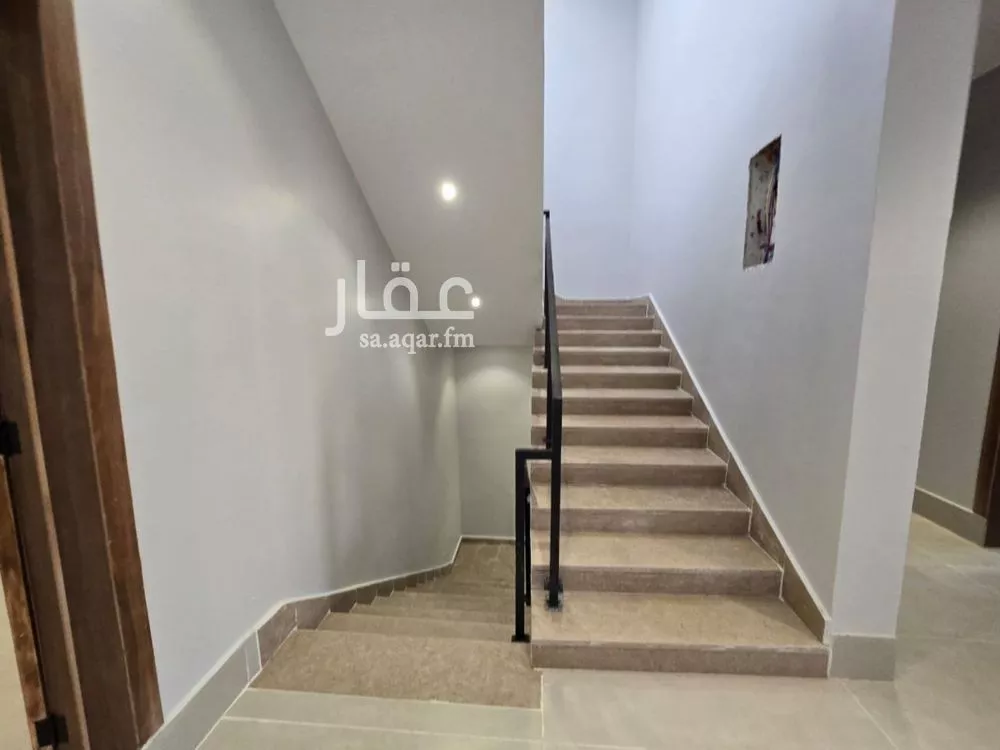 5 bedroom villa in Okaz 13
