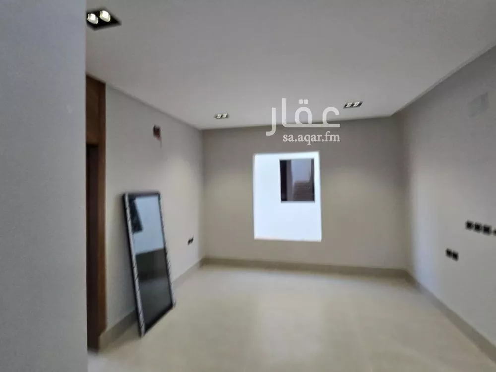 5 bedroom villa in Okaz 7