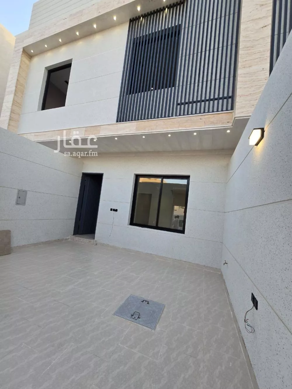 5 bedroom villa in Okaz 9
