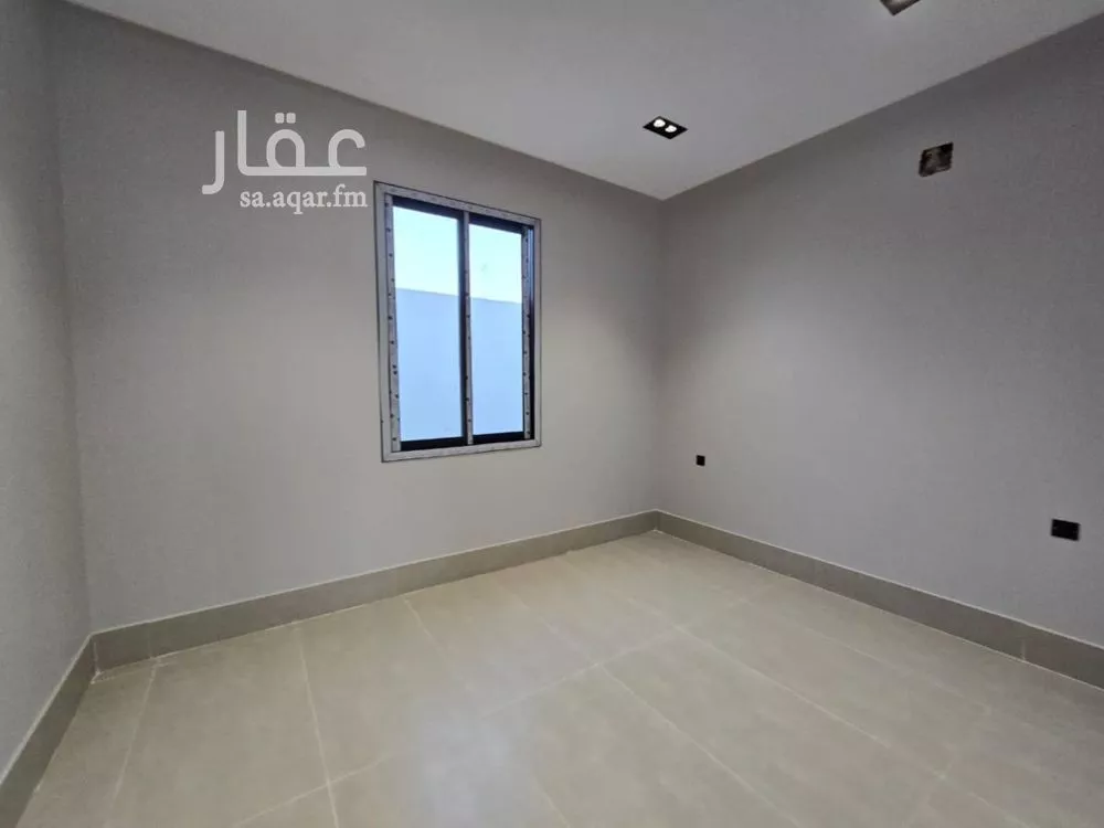 5 bedroom villa in Okaz 10