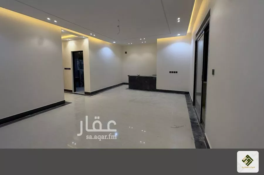 شقة 5 غرف في الرمال 9