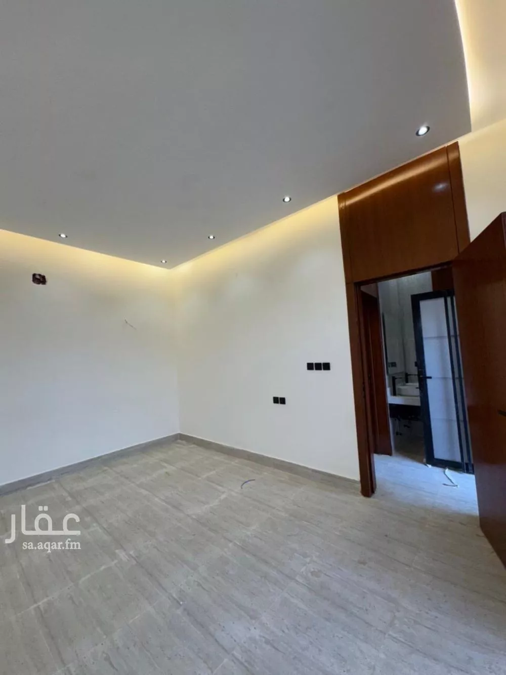 6 bedroom villa in Tuwaiq, Riyadh 9