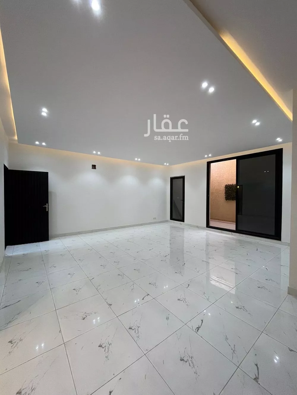 6 bedroom villa in Al Aridh 5