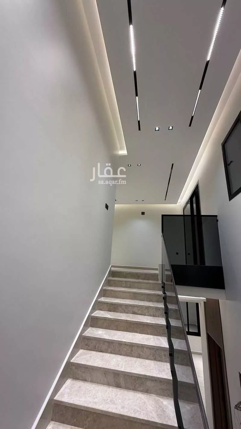 فيلا 8 غرف في الفيحاء 8