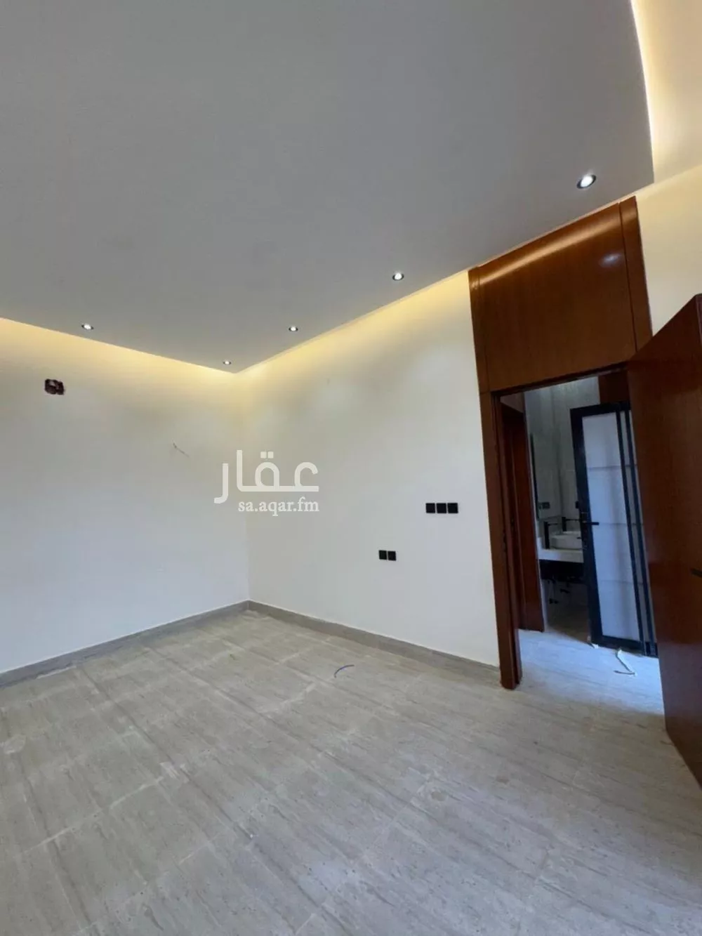 6 bedroom villa in Tuwaiq 11