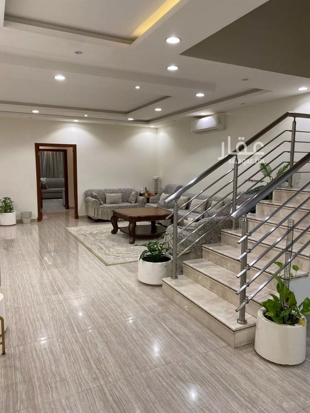 11 bedroom villa in Al Fayha 7