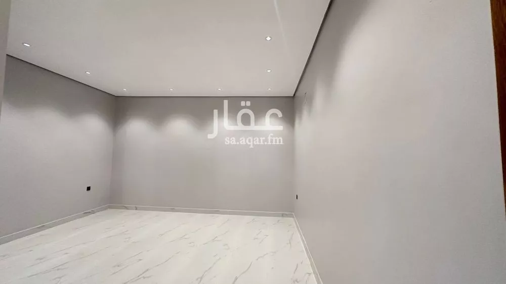 6 bedroom villa in Al Bayan, Riyadh 7