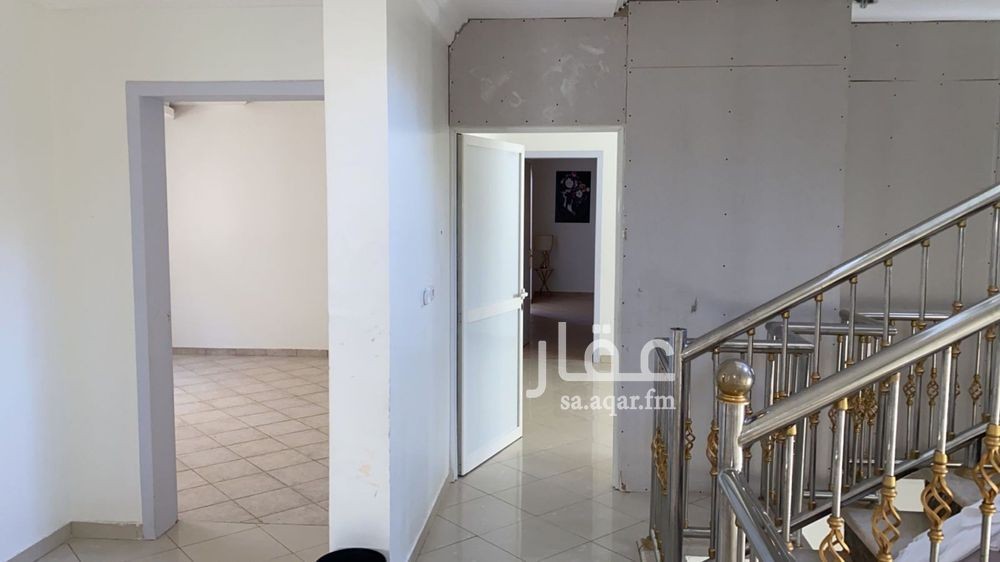 5 bedroom villa in At Taawon, Riyadh 3