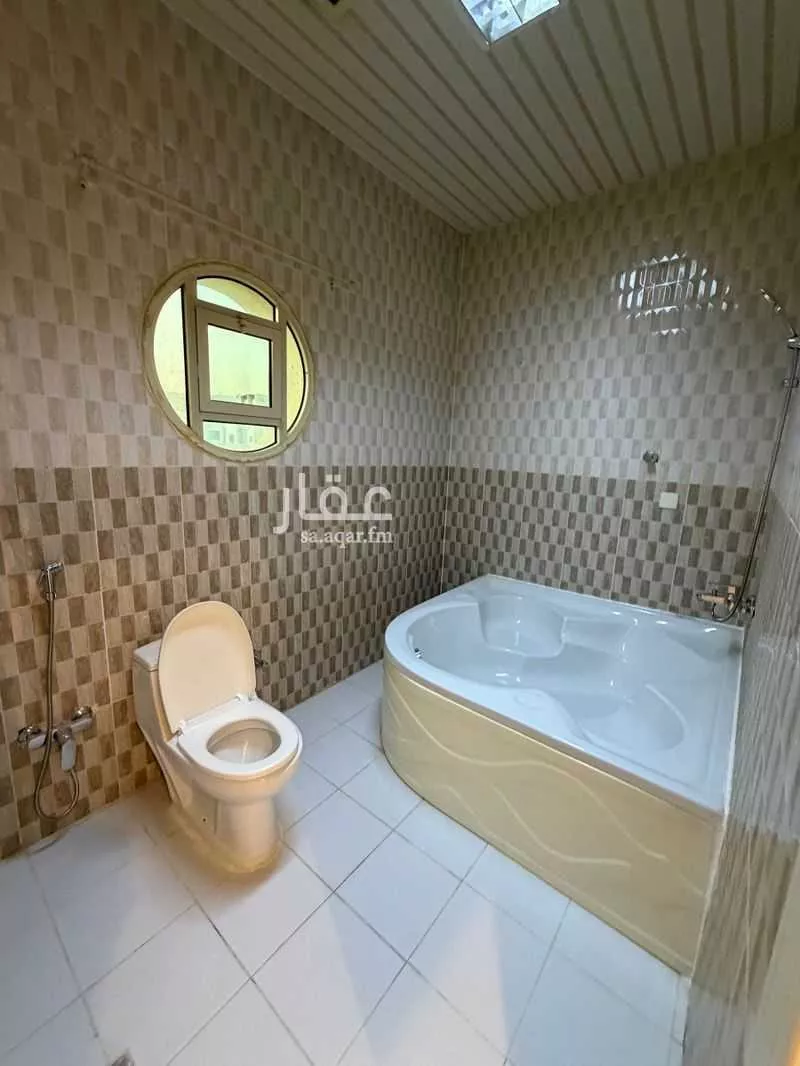 4 bedroom villa in Al Munsiyah, Riyadh 16