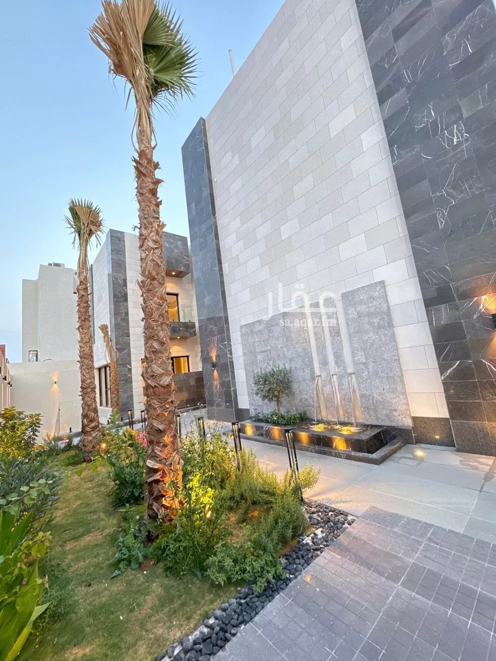 6 bedroom villa in Al Nakheel 2