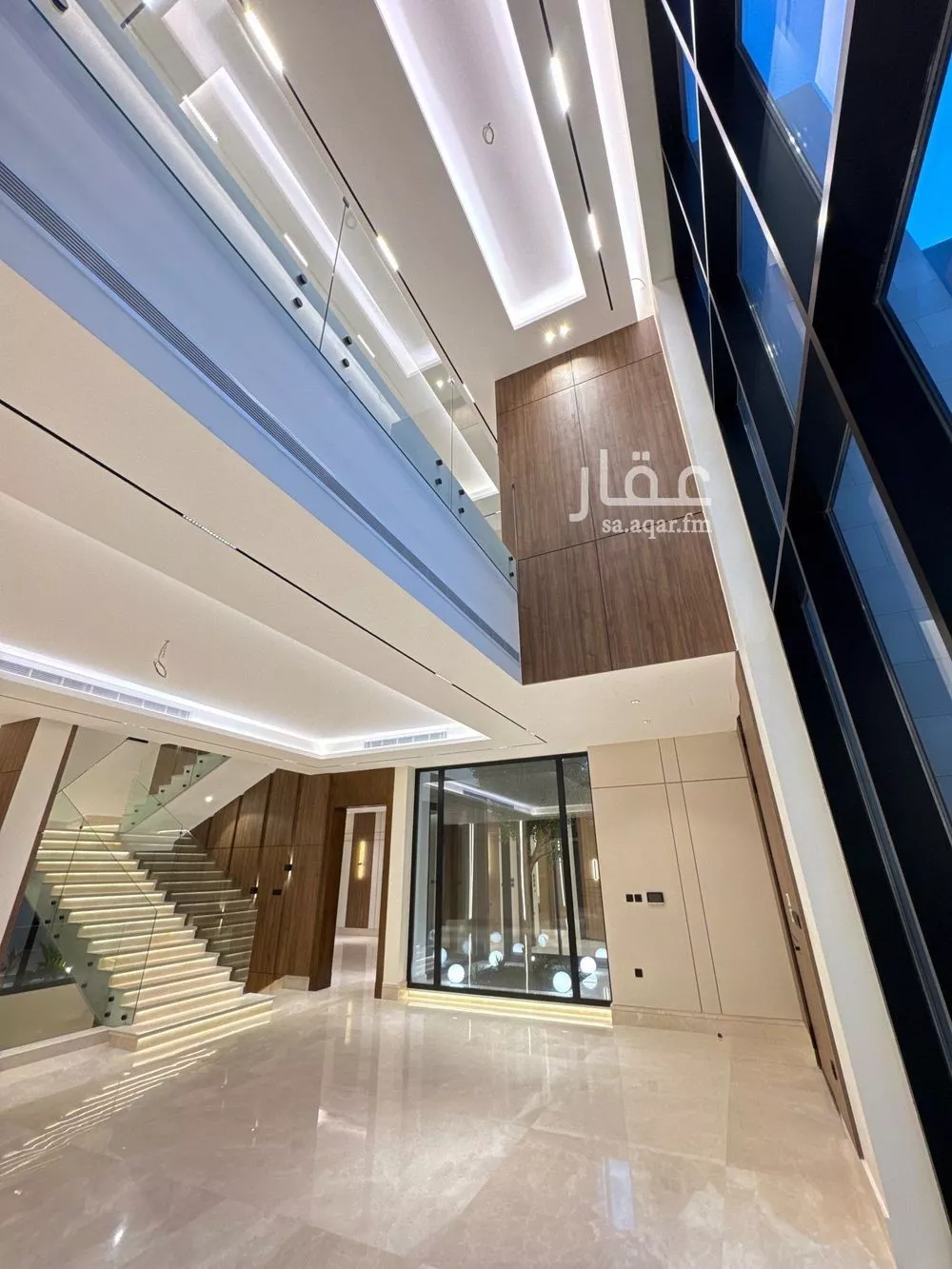6 bedroom villa in Al Nakheel 14
