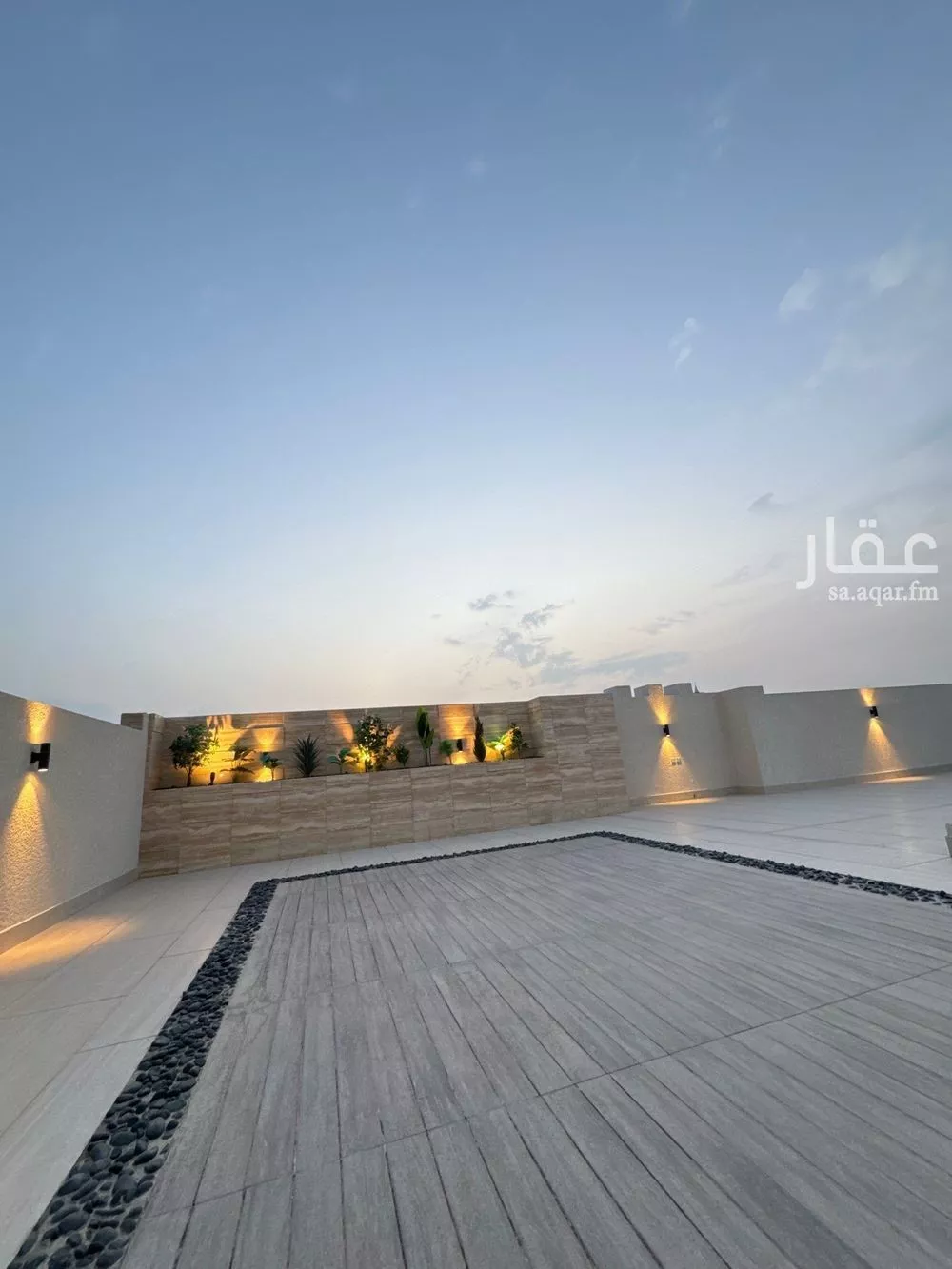 6 bedroom villa in Al Nakheel 19