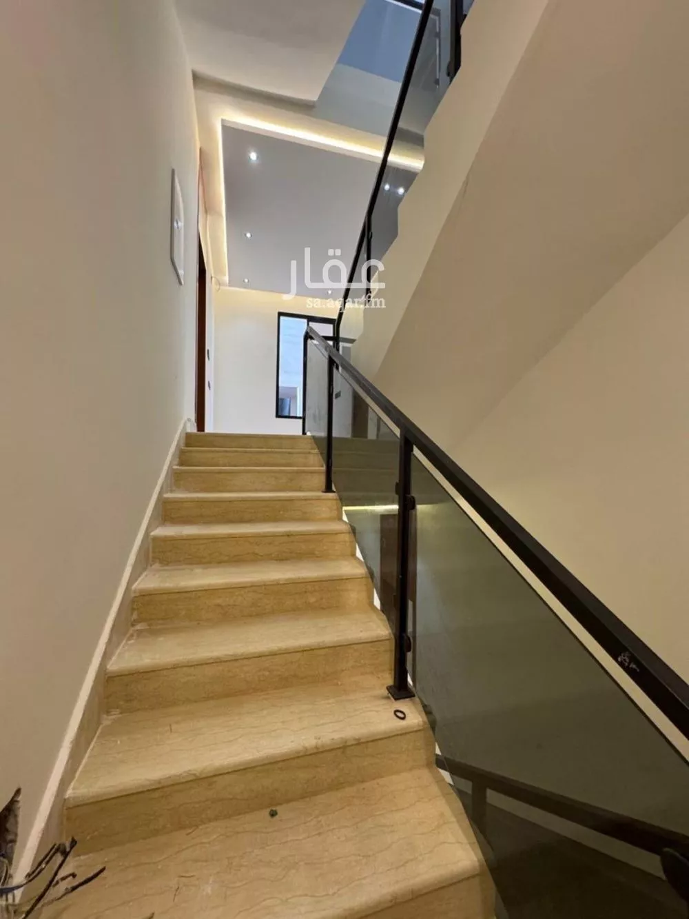 6 bedroom villa in Tuwaiq 15