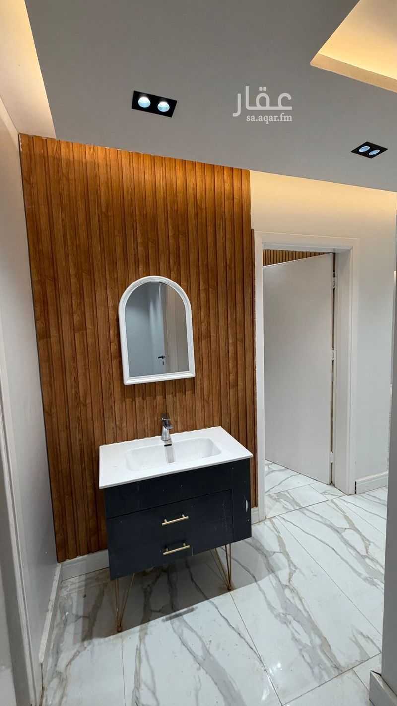 4 bedroom building in Al Aqiq, Riyadh 4