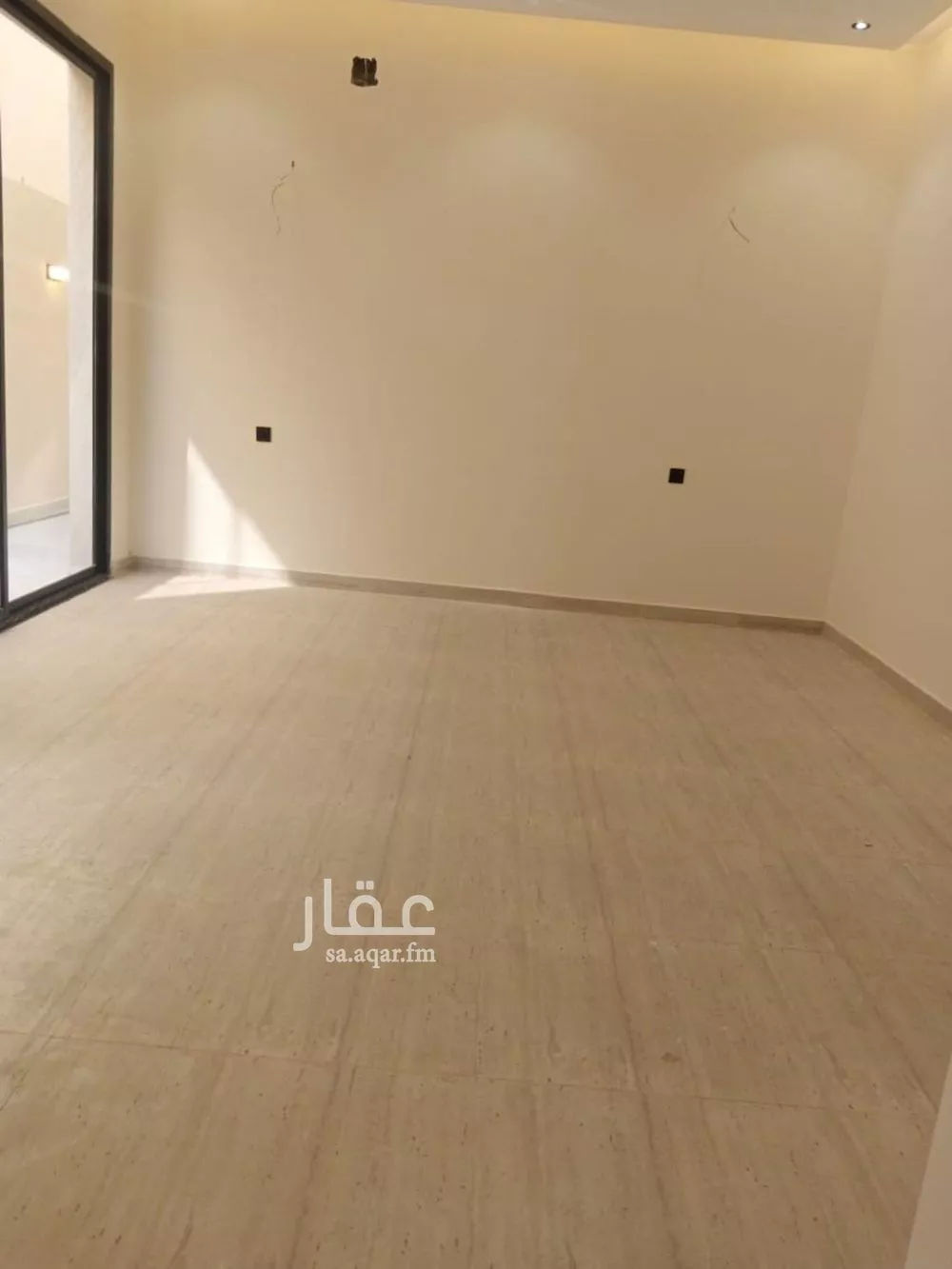 فيلا 6 غرف في عكاظ 11