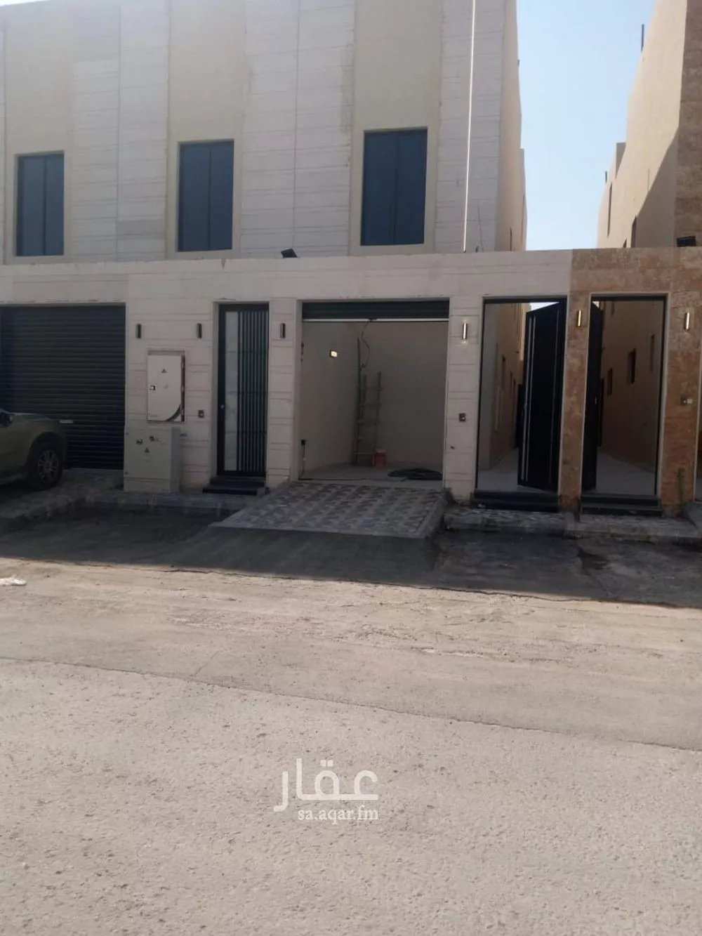 فيلا 6 غرف في عكاظ 26