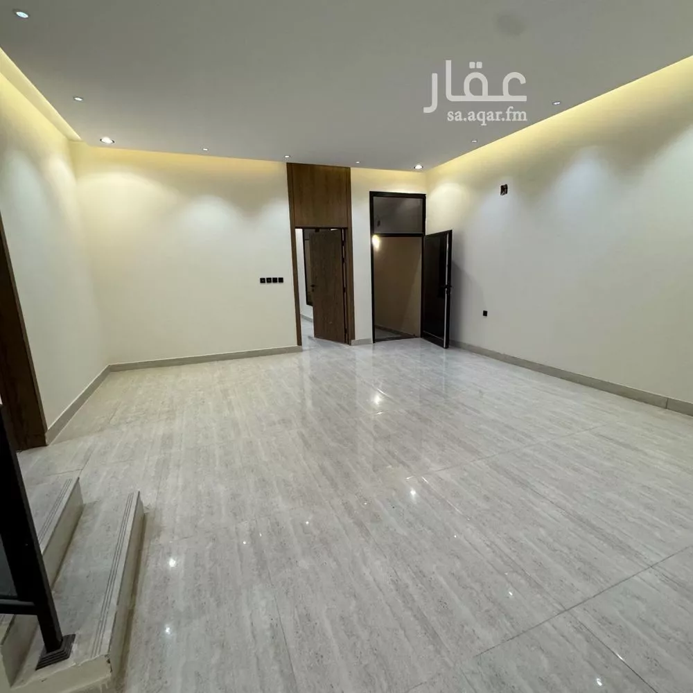 فيلا 7 غرف في بدر 7
