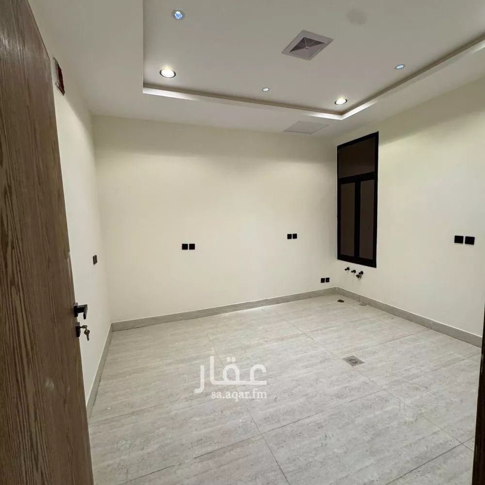 فيلا 7 غرف في بدر 9