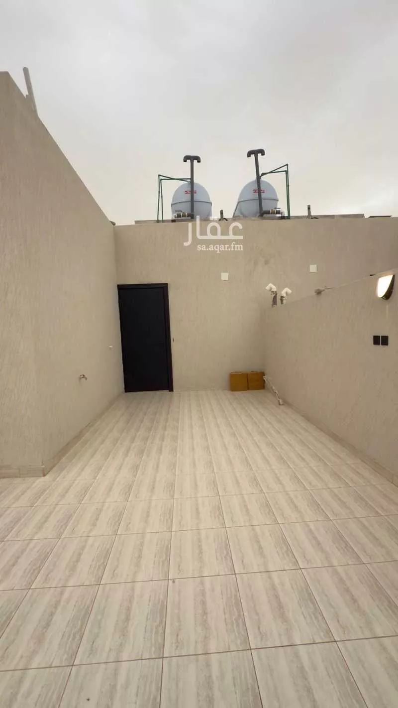 5 bedroom villa in As Suwaidi 7