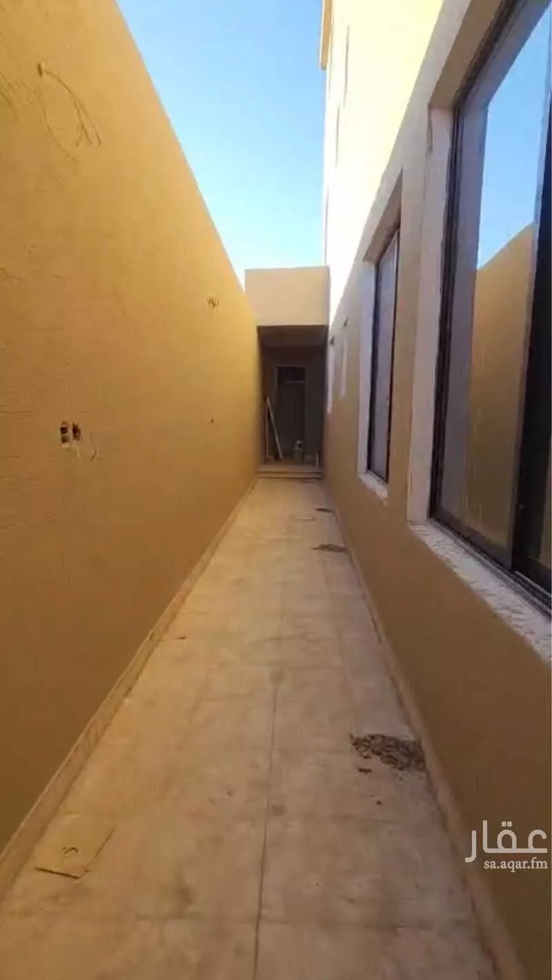 فيلا 12 غرف في عريض 25