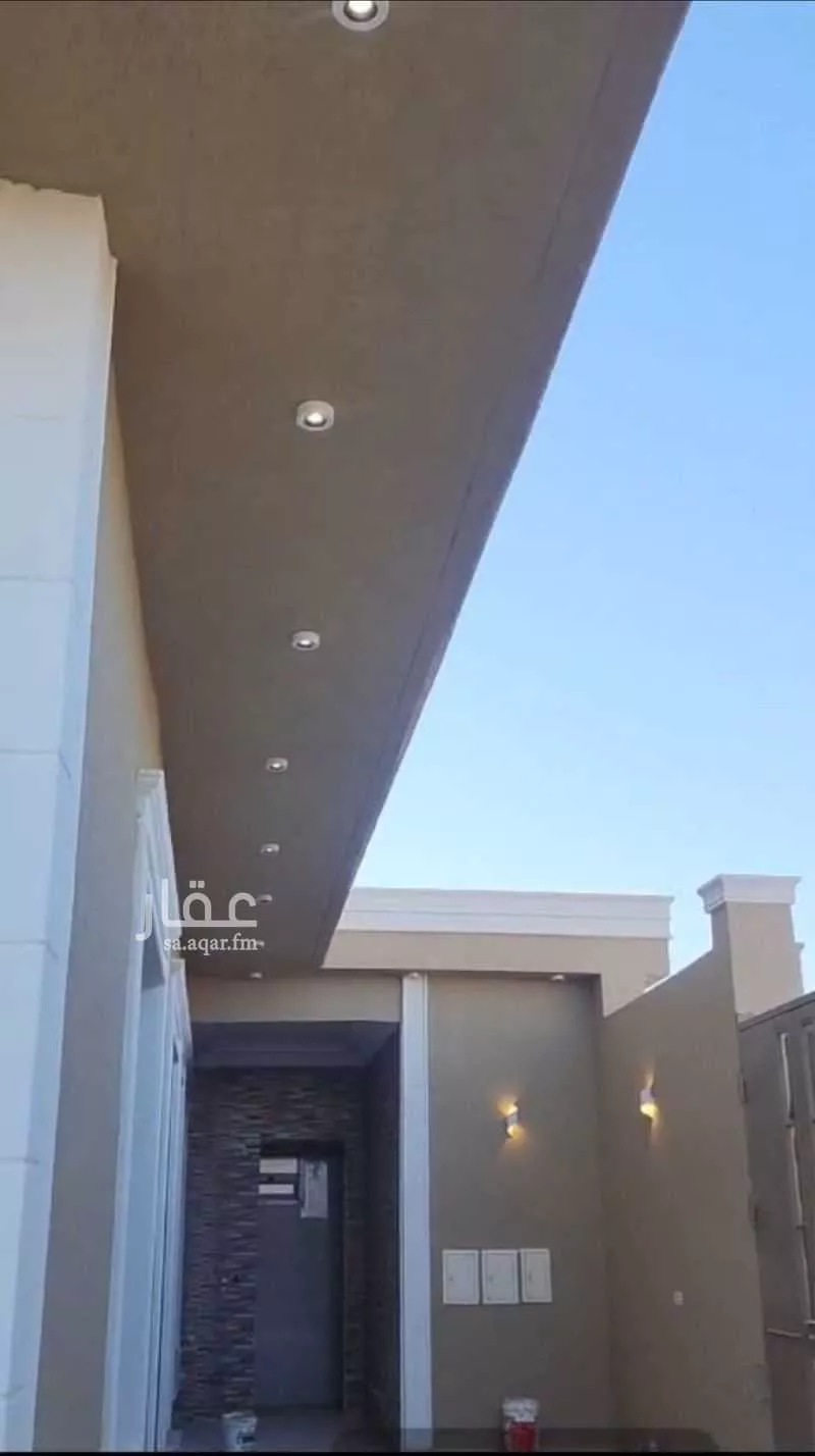 فيلا 12 غرف في عريض 26