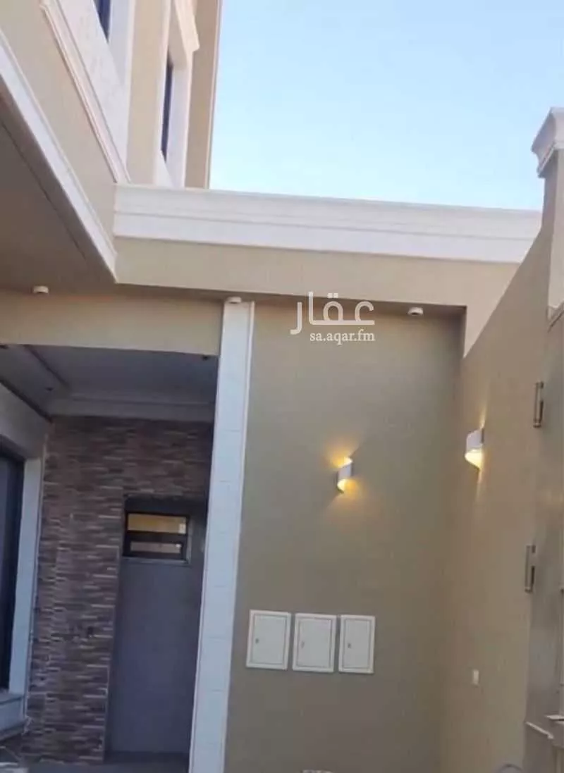فيلا 12 غرف في عريض 27