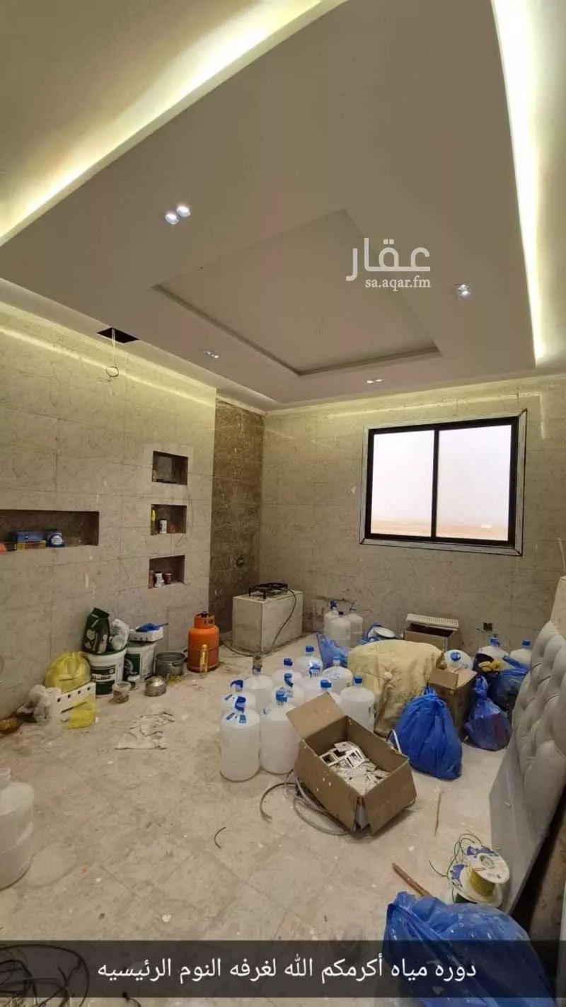 فيلا 12 غرف في عريض 8