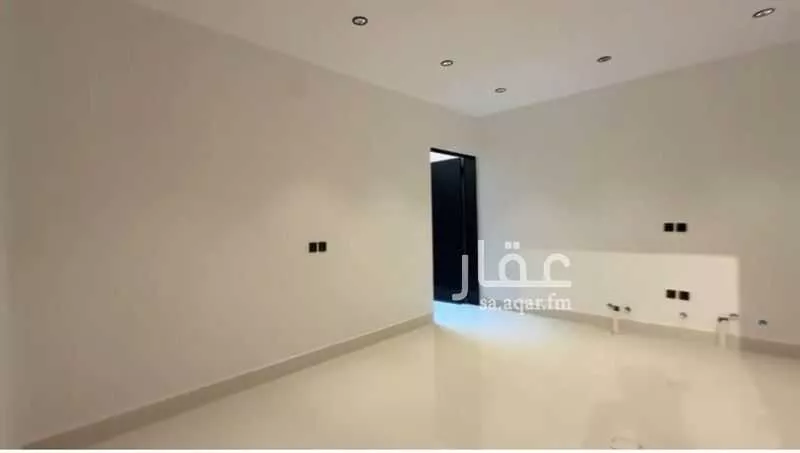 12 bedroom villa in Al Qadisiyah 15