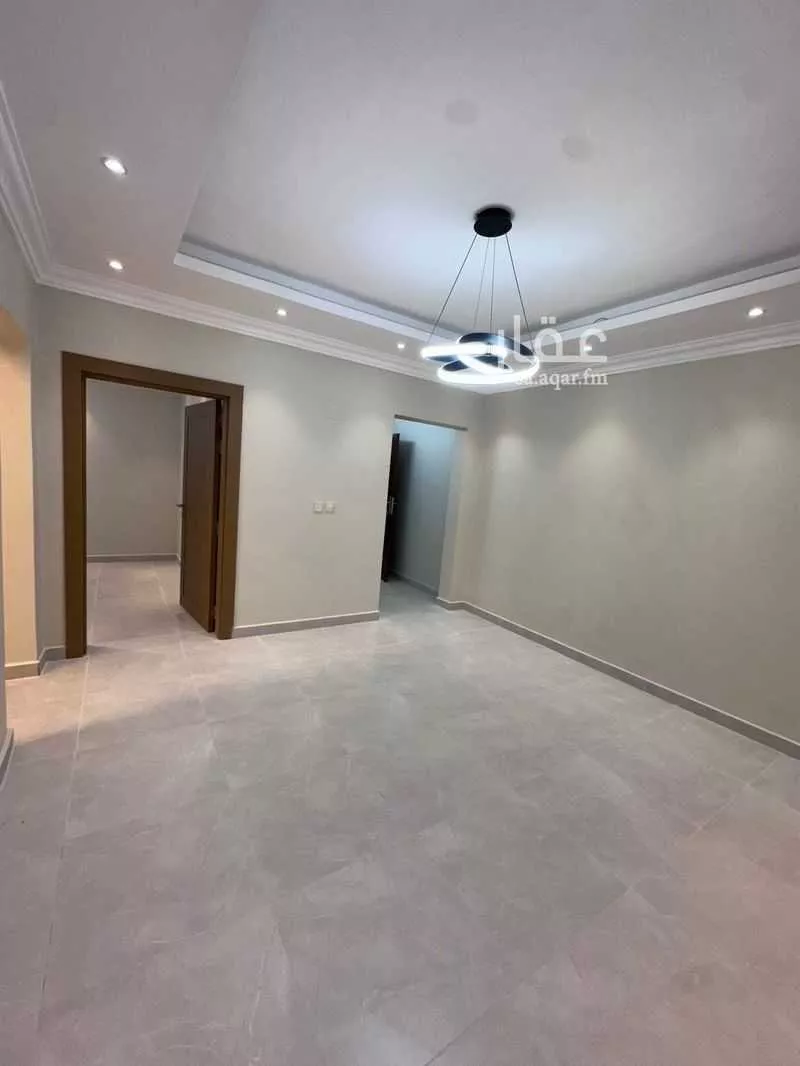 4 bedroom apartment in Al Rabwa 8