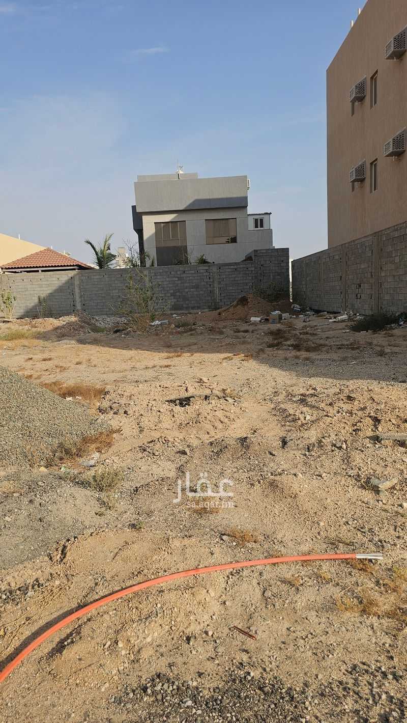land in Ar Riyadh, Jeddah 3