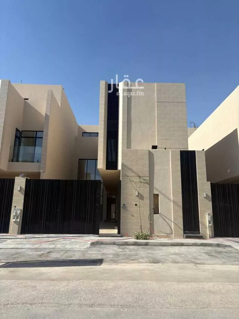 5 bedroom villa in Al Narjis 2