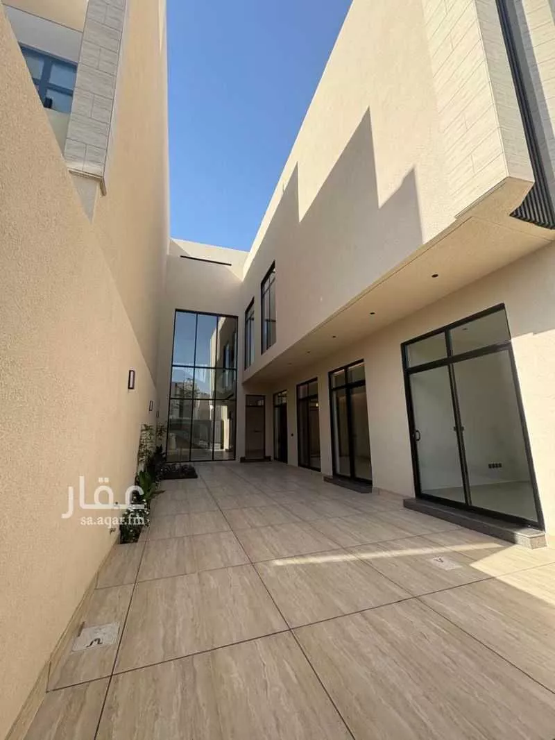 5 bedroom villa in Al Narjis 4